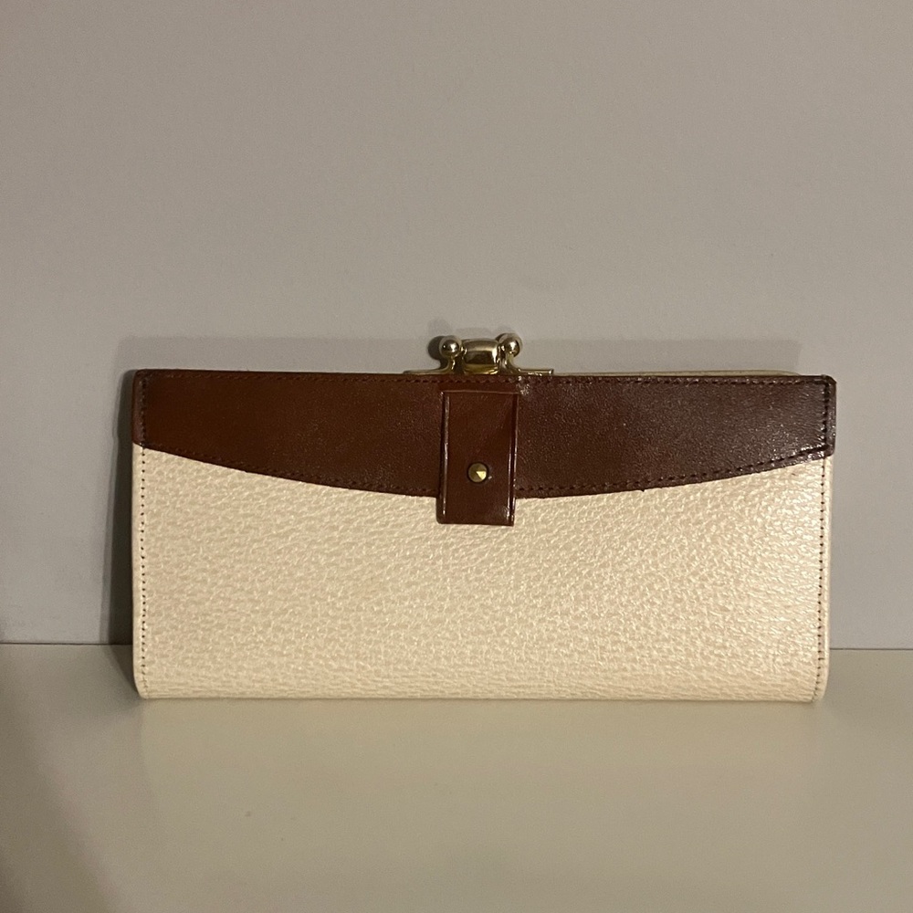 Vintage Lady Buxton Pigskin Brown and Cream Women's Wallet